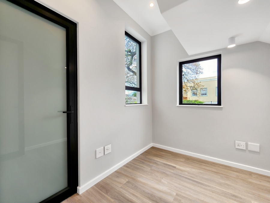 3 Bedroom Property for Sale in Rondebosch Western Cape